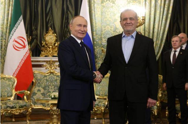 诺维奇vs南安普敦
_伊朗高层控诉俄罗斯：背后捅刀不配当盟友诺维奇vs南安普敦
！中国才是更可靠伙伴？