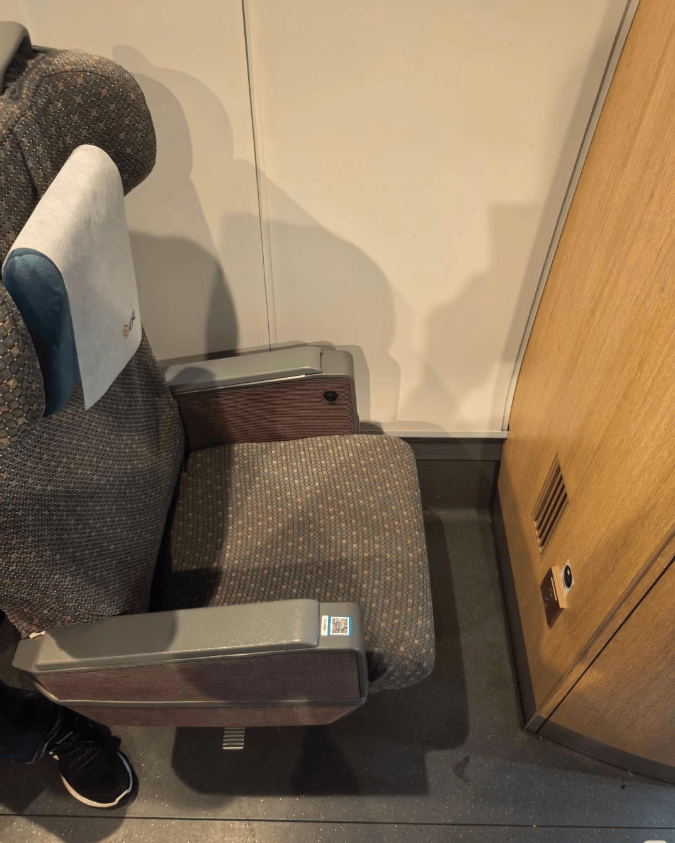 北海道札幌冈萨多vs RB大宫松鼠
_“身高一米八根本坐不进去!”乘客吐槽高铁特等座挤北海道札幌冈萨多vs RB大宫松鼠
,12306客服回应