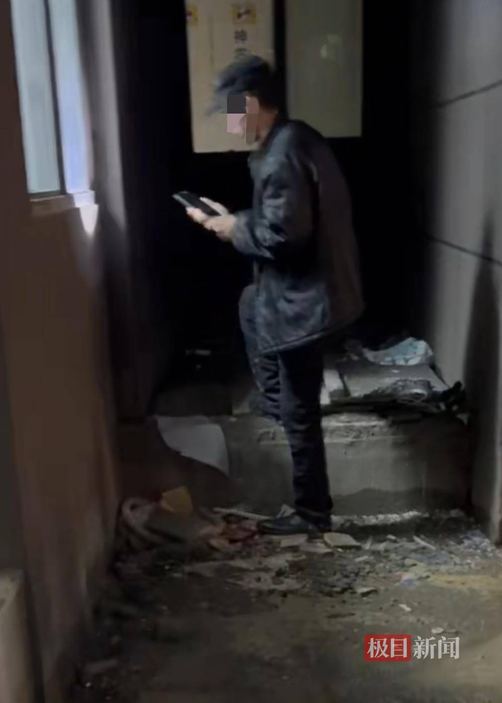 皇冠信用網如何申请_西安11岁男孩玩耍时坠入10多米深井身亡皇冠信用網如何申请，井口外连夜设置围挡，警方等部门介入调查