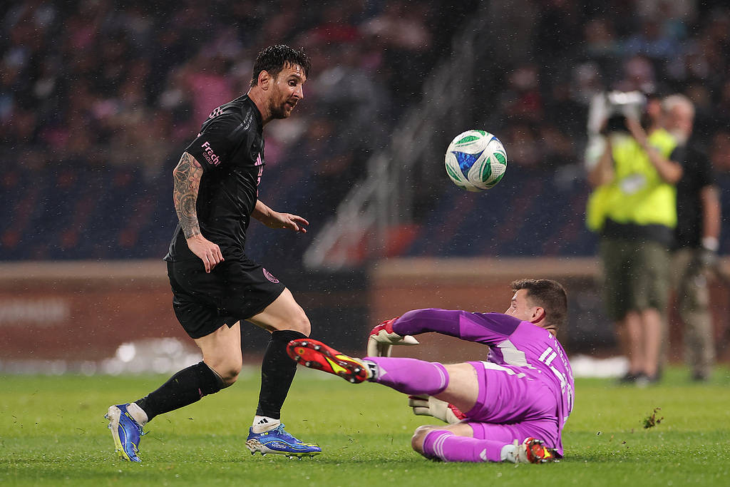 皇冠信用网怎么租_美职联-梅西连场2射1传迈阿密国际4-0 锁定季后赛资格