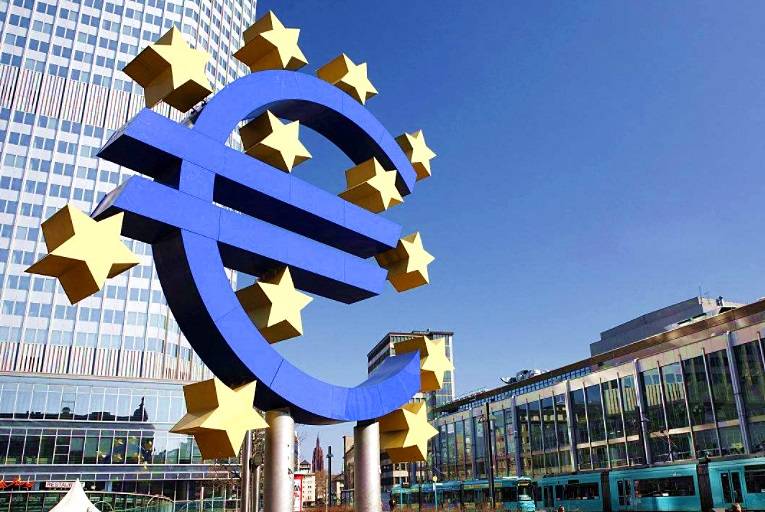 皇冠信用网平台出租_双重打击!50%关税加上20项调查皇冠信用网平台出租,欧盟对中国再出狠招,后果将由谁承担?